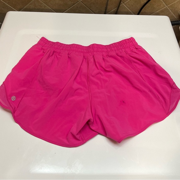 Lululemon Hotty Hot High-Rise Short 4" in Pink - Picture 5 of 9